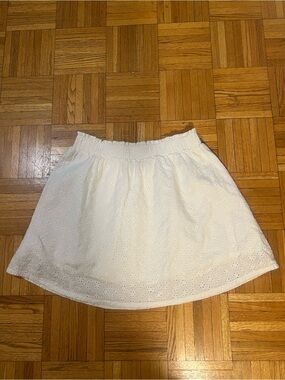 Coquette and whimsy in this Lizaful White Eyelet  Skirt size 8